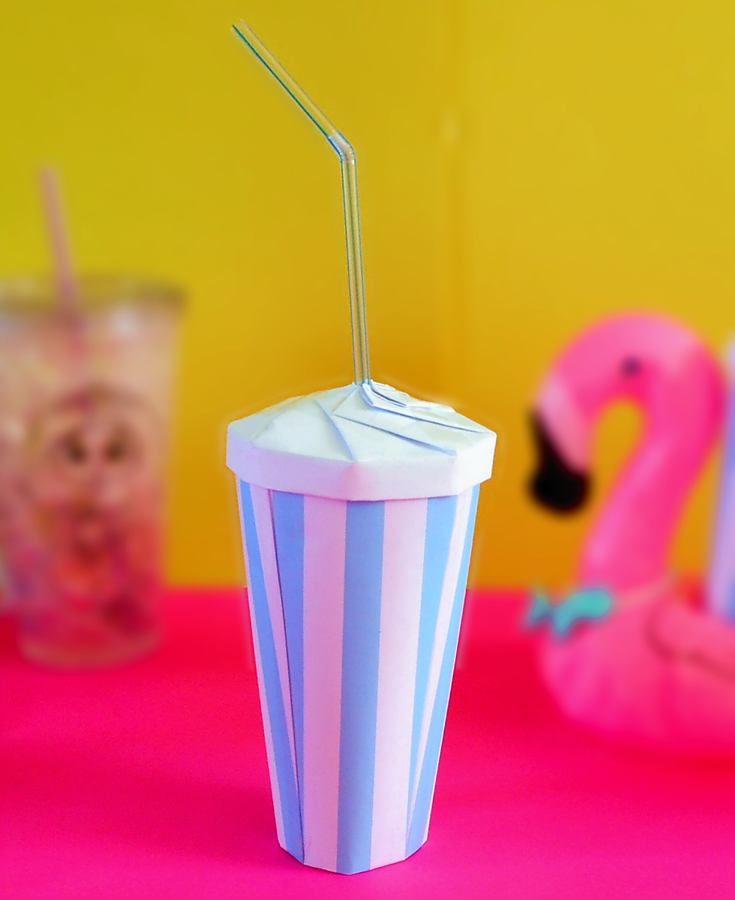 Origami milkshake beker