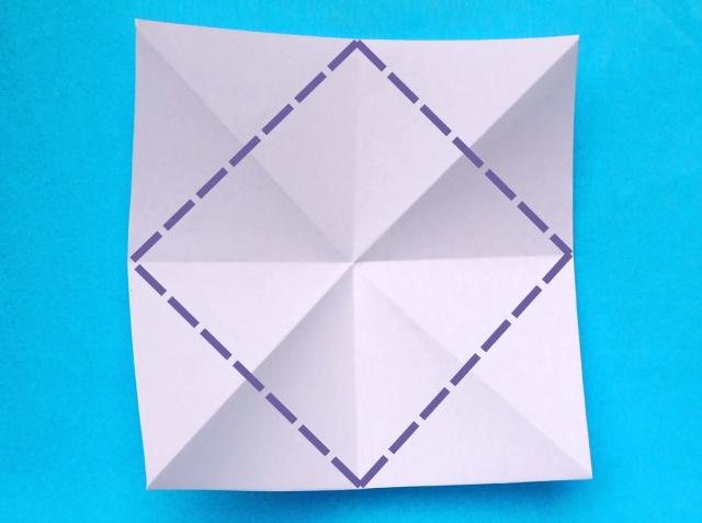 Make a Mirror Flower Frame Make a Mirror Flower Frame