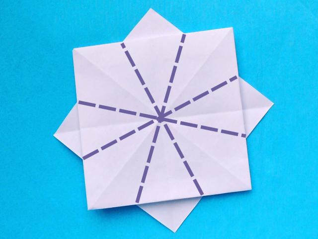 Make a Mirror Flower Frame Make a Mirror Flower Frame