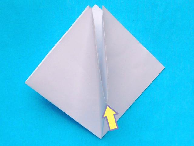 Make a Mirror Flower Frame Make a Mirror Flower Frame