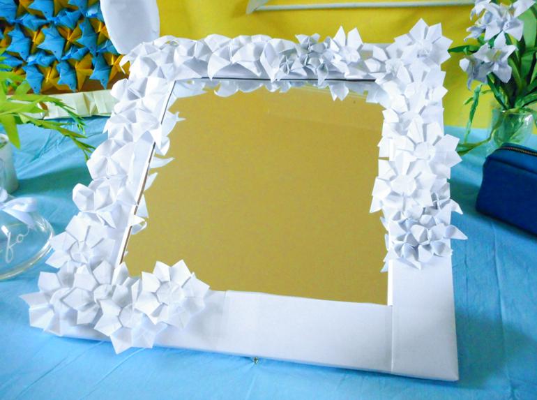 Mirror Flower Frame