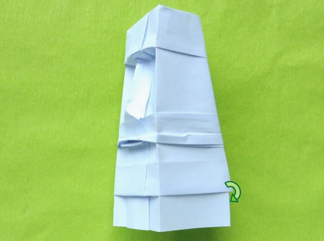 Origami Moai vouwen