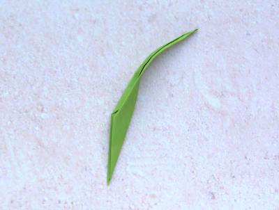 pointed origami leaf pointed origami leaf