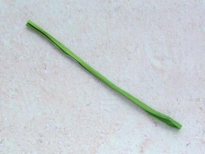 stem for making an origami tulip stem for making an origami tulip