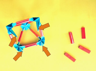 een modulair origami model in elkaar zetten een modulair origami model in elkaar zetten