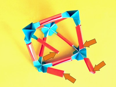 connecting the pieces of a modular origami model