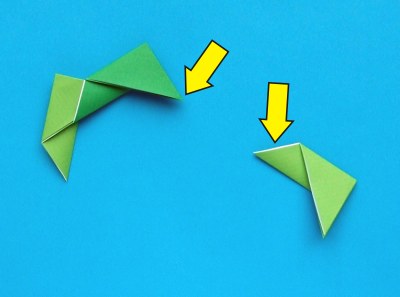 diagrams for a modular origami christmas wreath with a bow on it diagrams for a modular origami christmas wreath with a bow on it