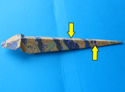 Een Mosasaurus Dino maken van speciaal papier