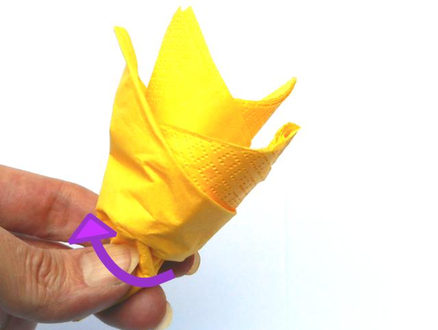 Bloemen van servetten vouwen Bloemen van servetten vouwen