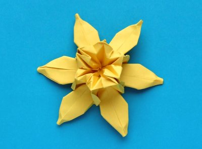 Origami Narcissus flower