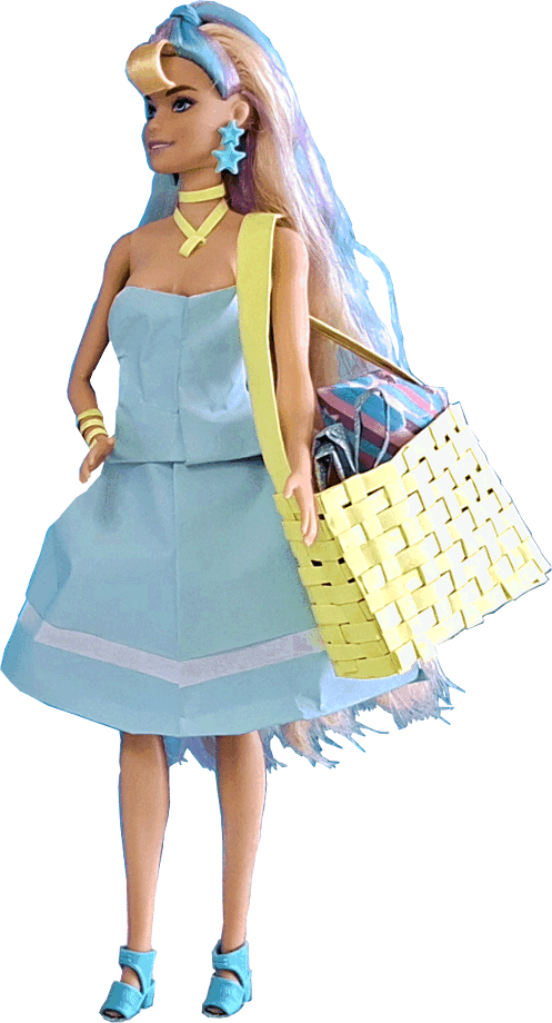 Pop in zomerjurk van papier