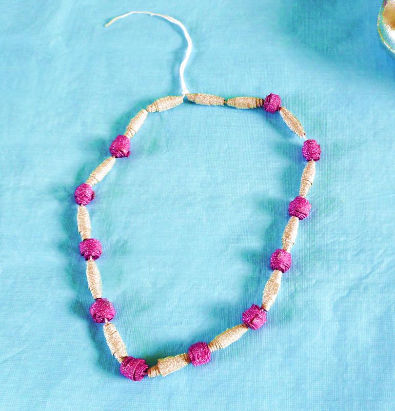 Paper Beads Necklace