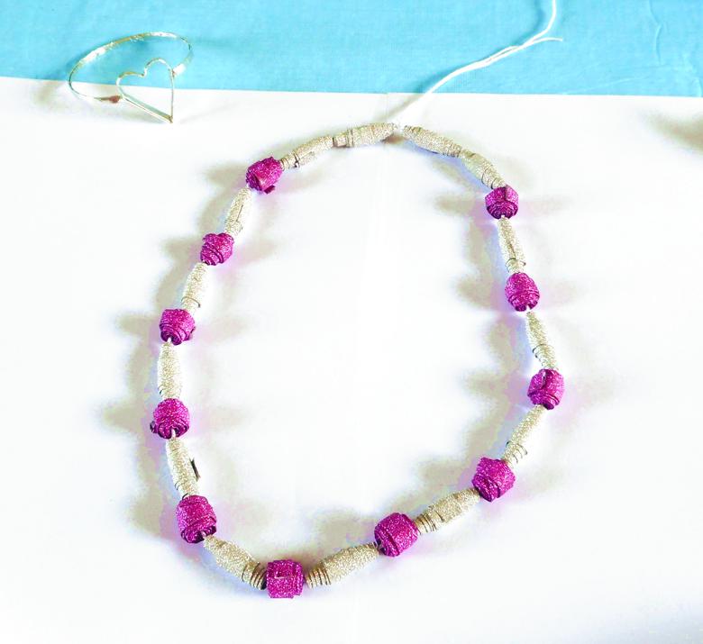 Paper Beads Necklace