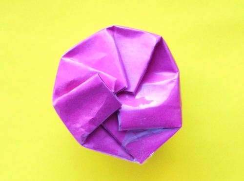 Make an Origami round pencil box