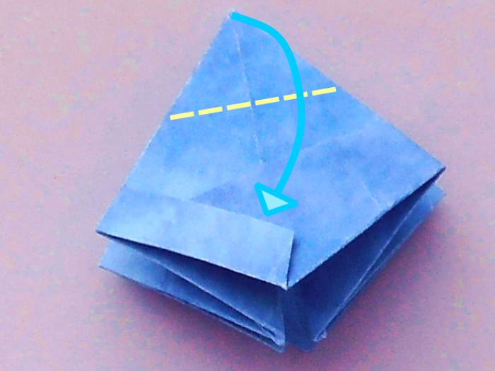 Fold an Origami Periwinkle Flower