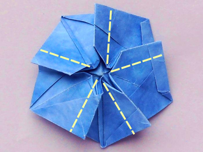 Fold an Origami Periwinkle Flower