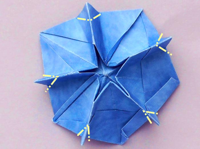 Fold an Origami Periwinkle Flower