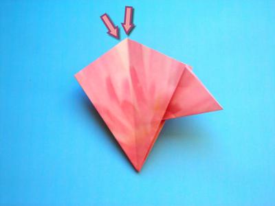 diagrammen voor een roze origami bloem