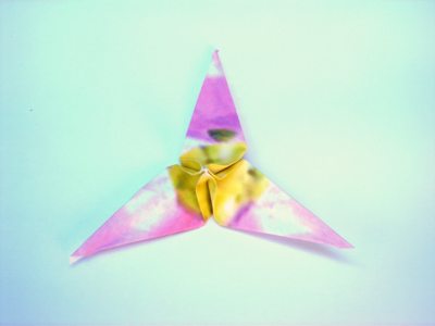 een klein roze bloemetje van papier maken een klein roze bloemetje van papier maken