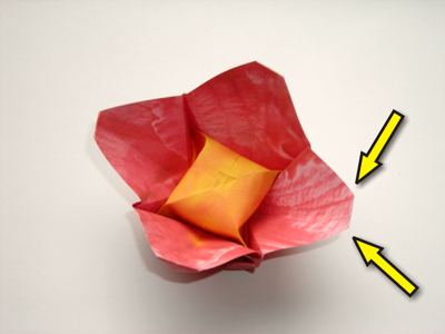 een roze bloem knutselen een roze bloem knutselen
