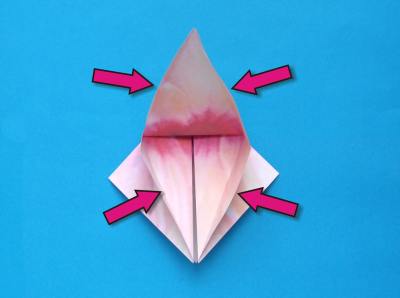 een mooie roze bloem van papier maken een mooie roze bloem van papier maken