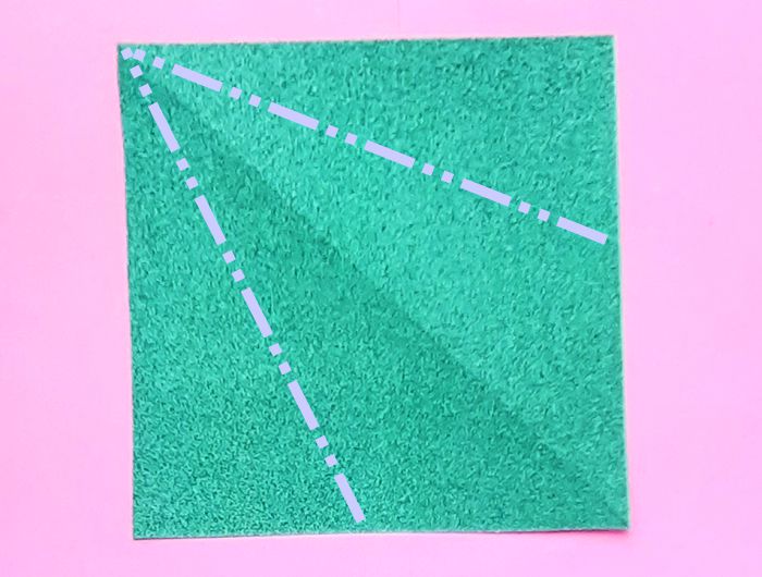 Make pink paper glitter flowers