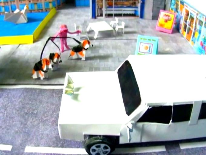 Pink Panther laat honden uit Pink Panther laat honden uit