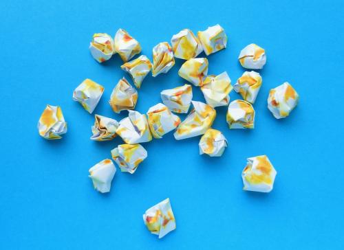 Nep popcorn van papier Nep popcorn van papier