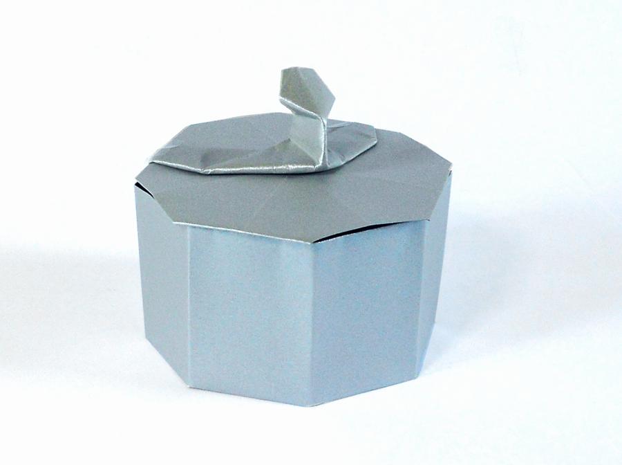 Origami pan