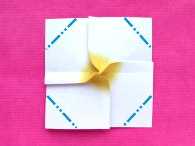 instructions for making an origami primrose