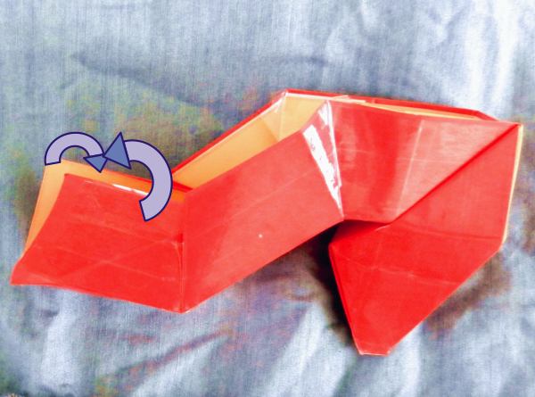Make Origami pumps