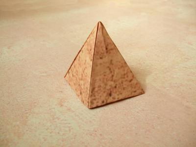 origami piramide
