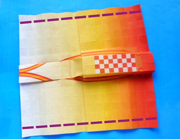 Fold an Origami speedboat