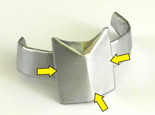 een ring met ster van zilverkleurig papier knutselen een ring met ster van zilverkleurig papier knutselen