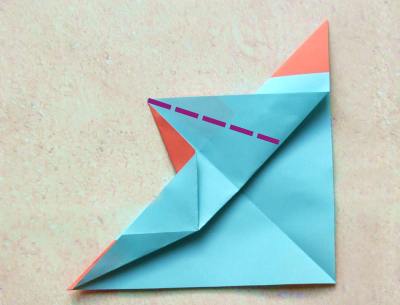 een origami raket vouwen