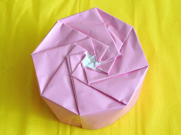 Make Round Origami Boxes