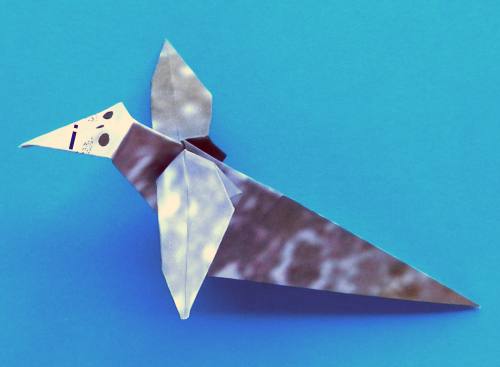 Een zeehond knutselen van papier Een zeehond knutselen van papier