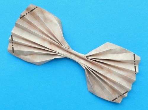 Make paper Origami Seashells