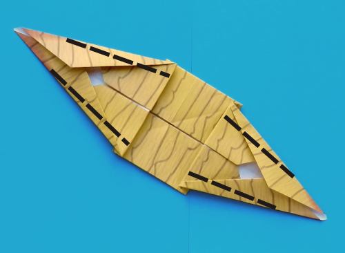 zelf een Seismosaurus met papier knutselen