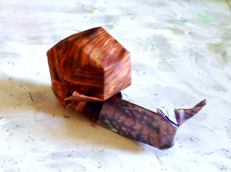 Origami slak Origami slak