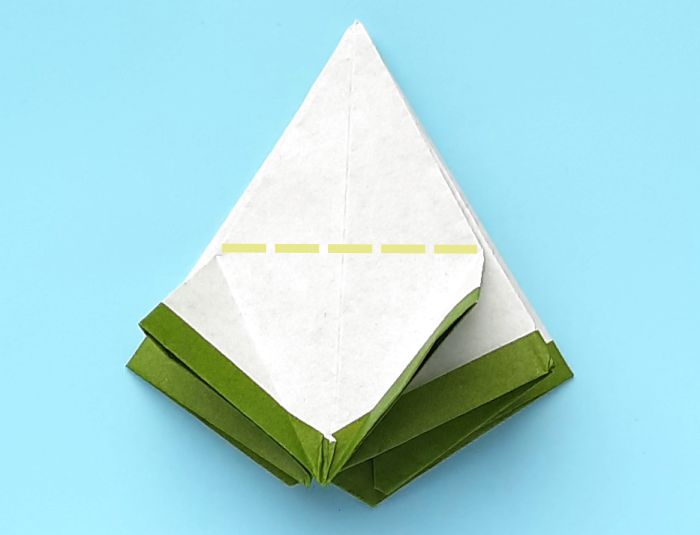 Make paper Snowflake Flowers