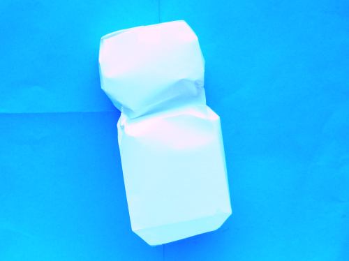 Een sneeuwpop van papier maken