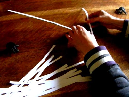 how to make a paper spiderweb