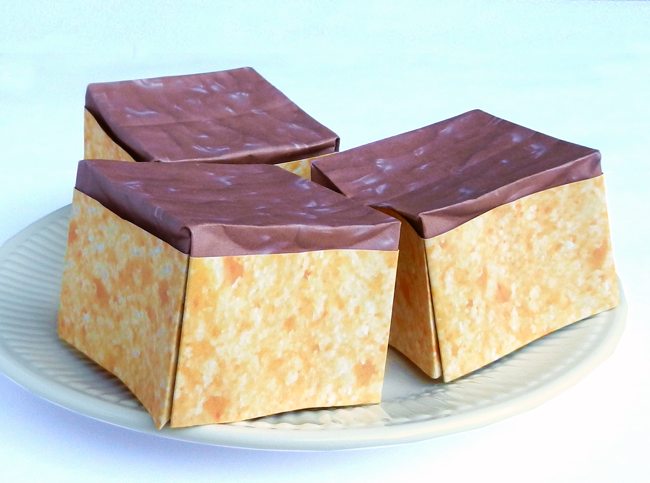 origami cakes with chocolate