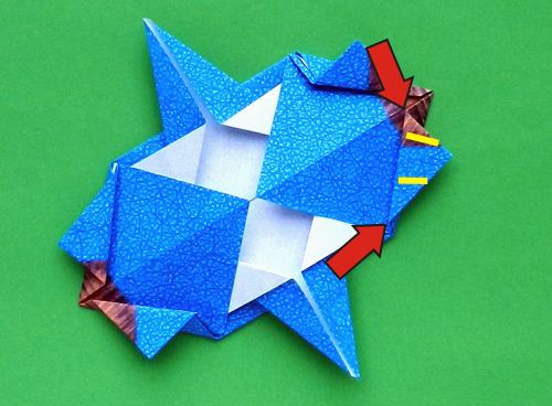 detailed instructions for folding an origami Stegosaurus