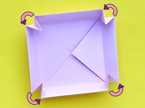 Een papieren doos met vakjes maken
