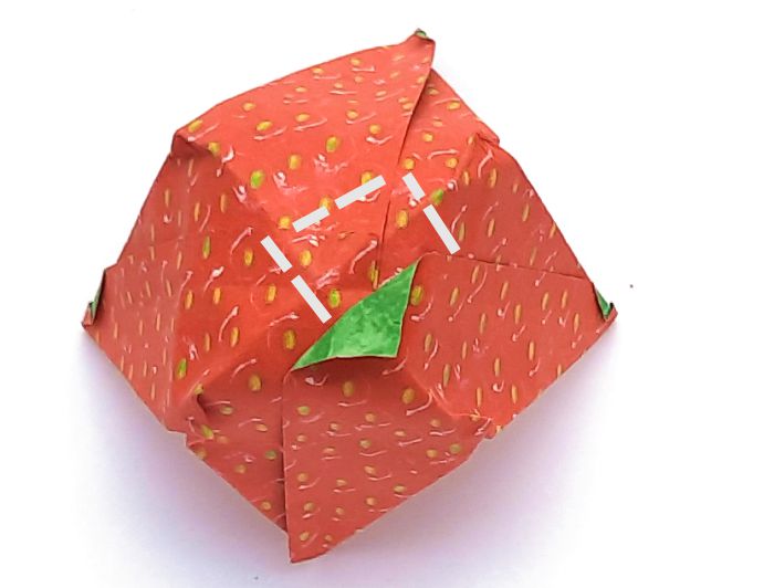 Origami aardbei maken Origami aardbei maken