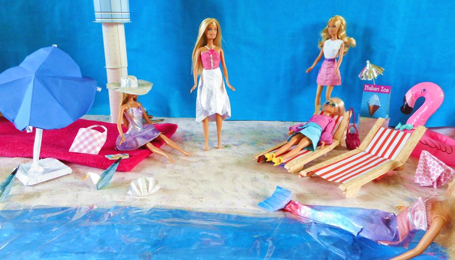 Dollhouse beach fun