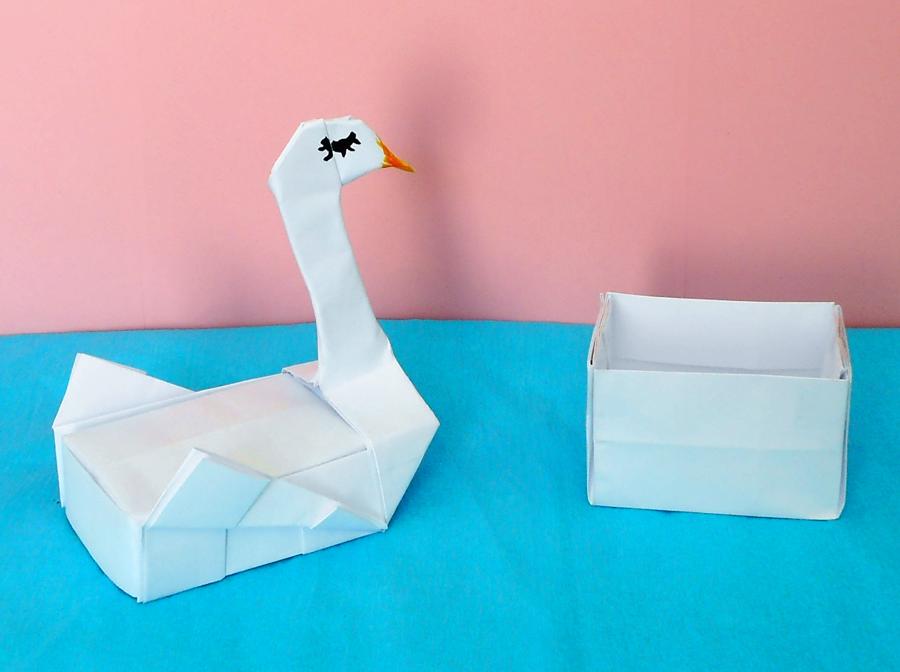 Origami Swan Box