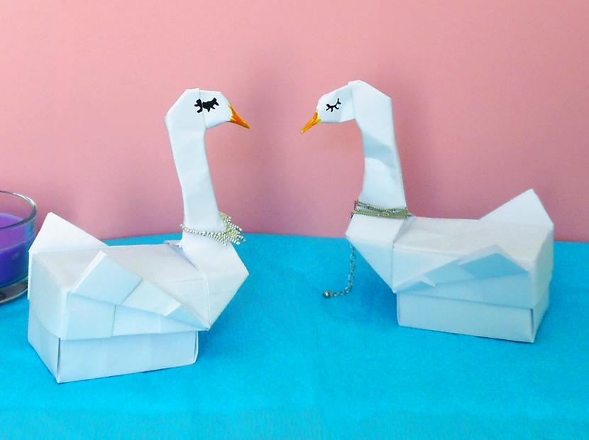 Origami Zwanen Doosjes